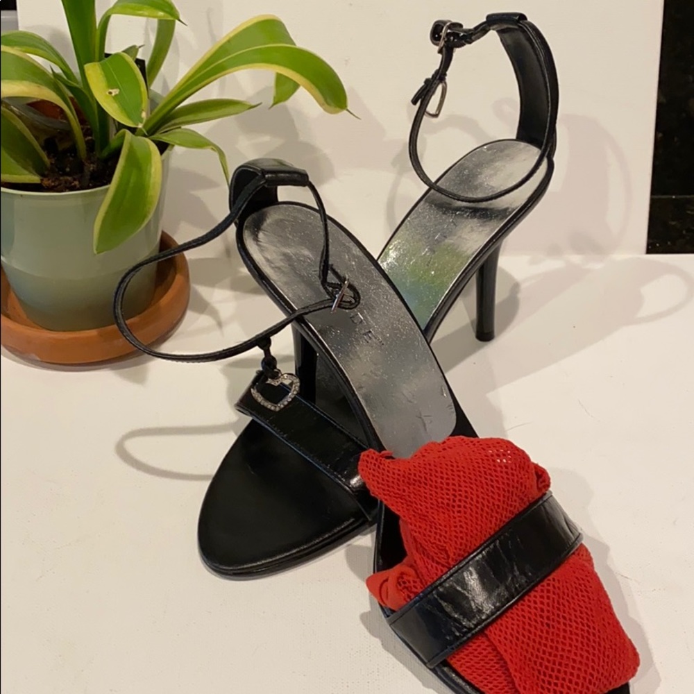 PARADE LEATHER HEELS WITH SIDE RHINESTONE HEARTS❤️